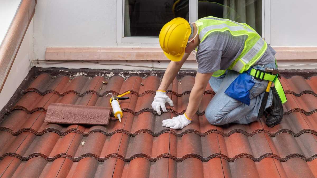 When to Replace Tile Roof Underlayment in Arizona: What Every Homeowner Needs to Know
