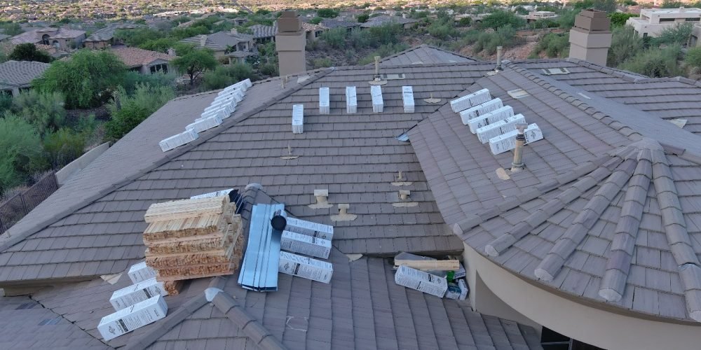 How Phoenix Heat Reduces Roof Lifespan: Research-Based Data (2026)