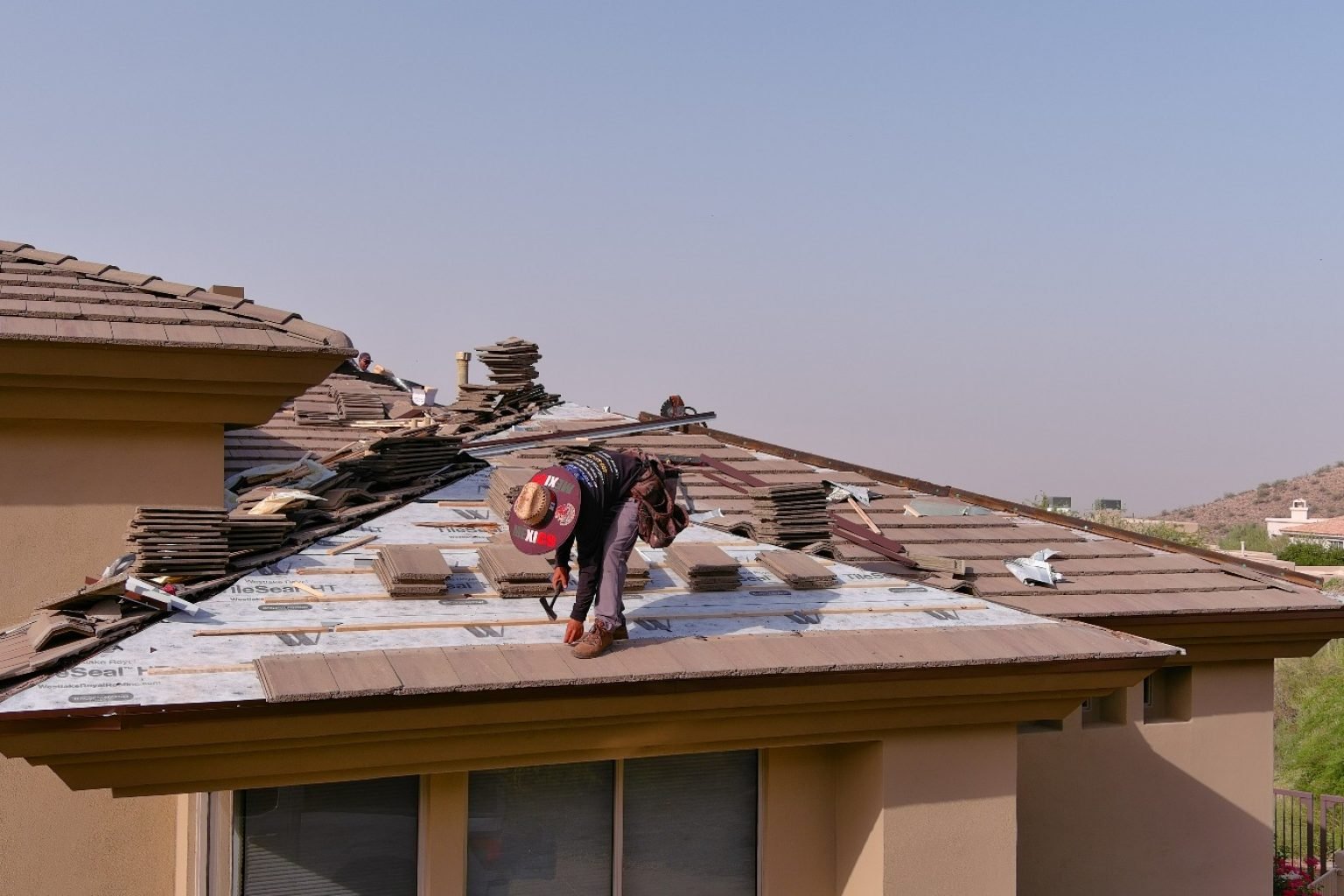 When Should You Replace Your Roof in Phoenix, AZ?