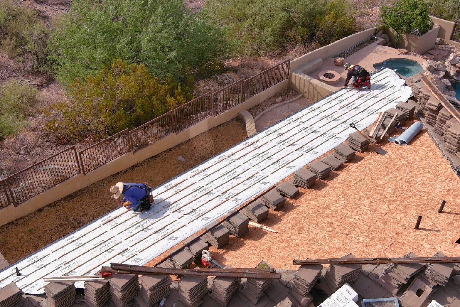 25 Signs Your Roof Is Failing in Phoenix Metro