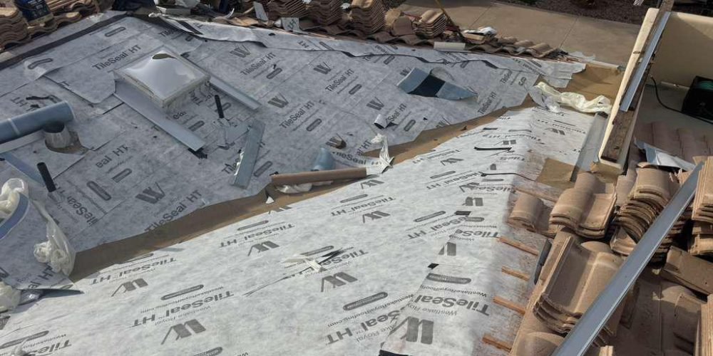 TPO vs. Foam vs. Modified Bitumen: Best Flat Roof for Phoenix Homes and Businesses