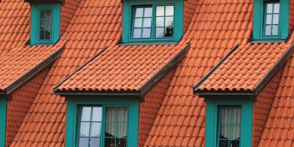 How New Roofing Improves Energy Efficiency in Arizona (2025 Guide)